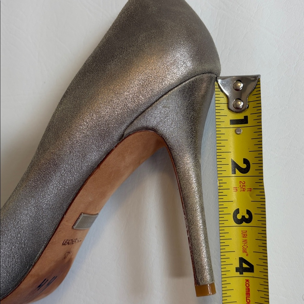 Badgley Mischka Women's Roanna II Dress Pump Wedding Shoes Heels Silver size 10 - Picture 10 of 16